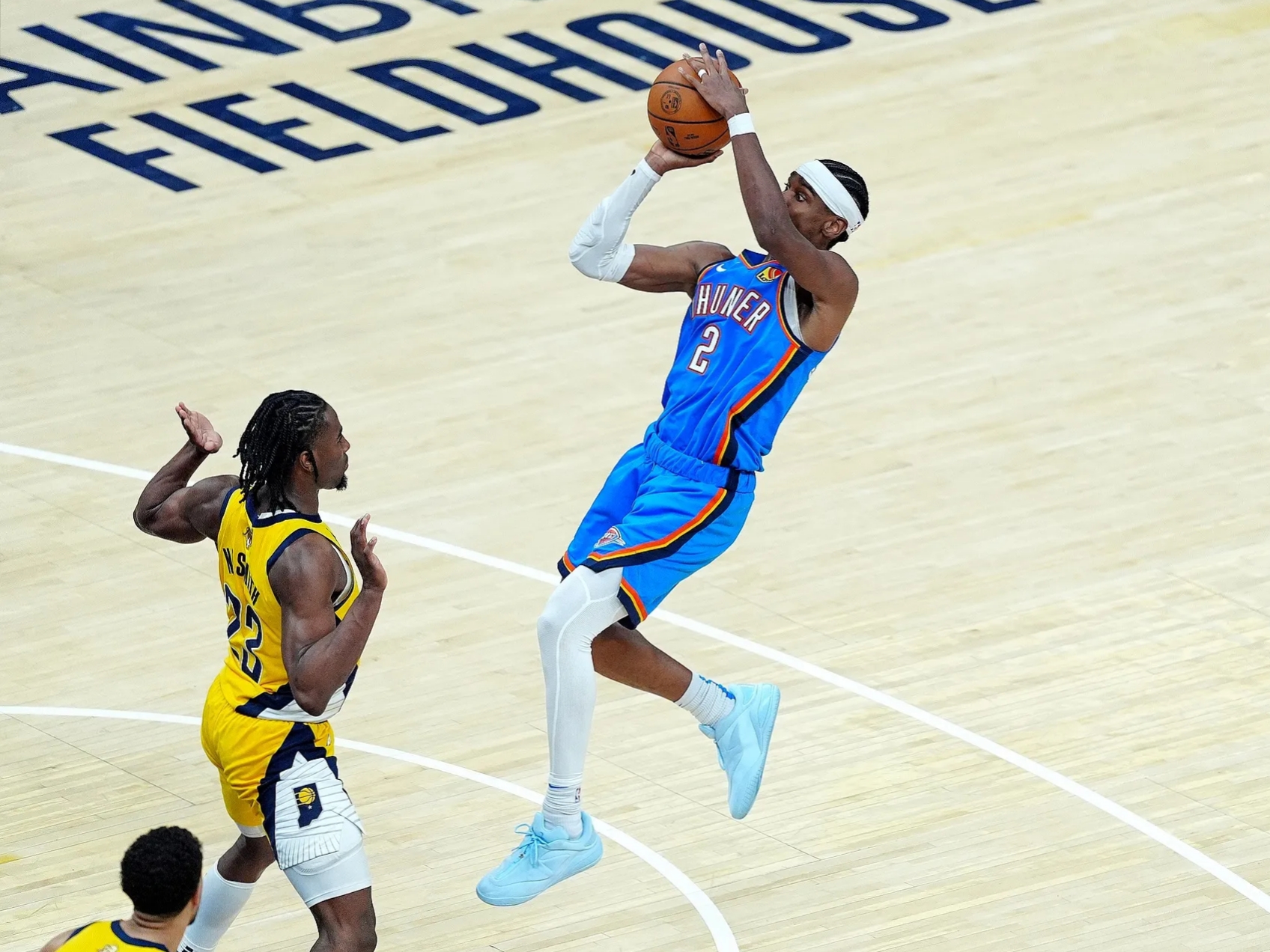 包含转折点阿斯顿维拉内部沟通，NBA常规赛赛前攻防权衡，质疑声仍在，训练强度明显提升的词条