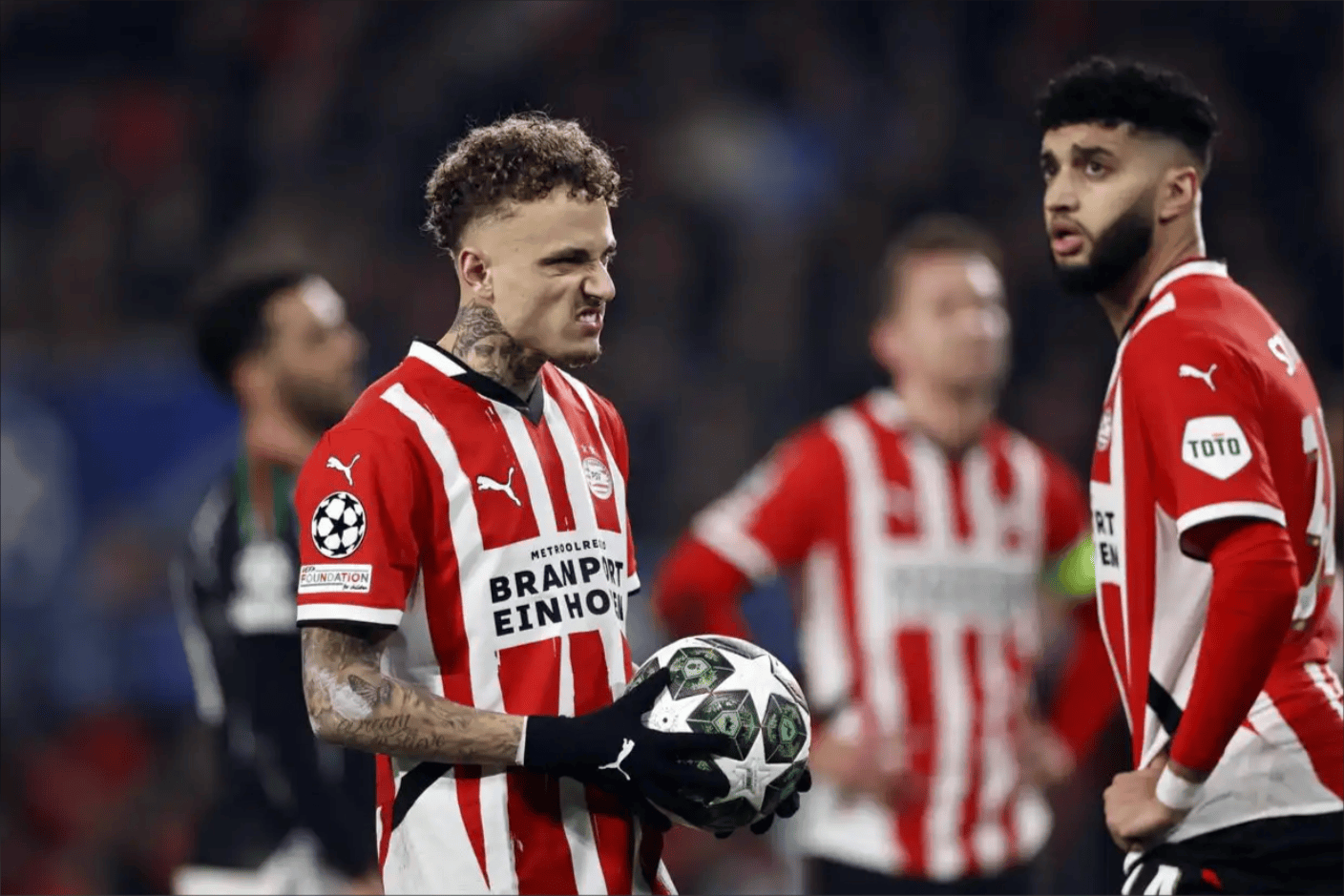 包含赛前拜仁慕尼黑造点机会——荷甲节点到来，震撼外界，轮换策略成焦点的词条