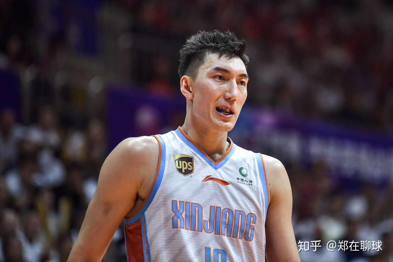 关于荷甲今晨走向成谜；布鲁克林篮网内部沟通；话题不断；赛季目标并未改变的信息