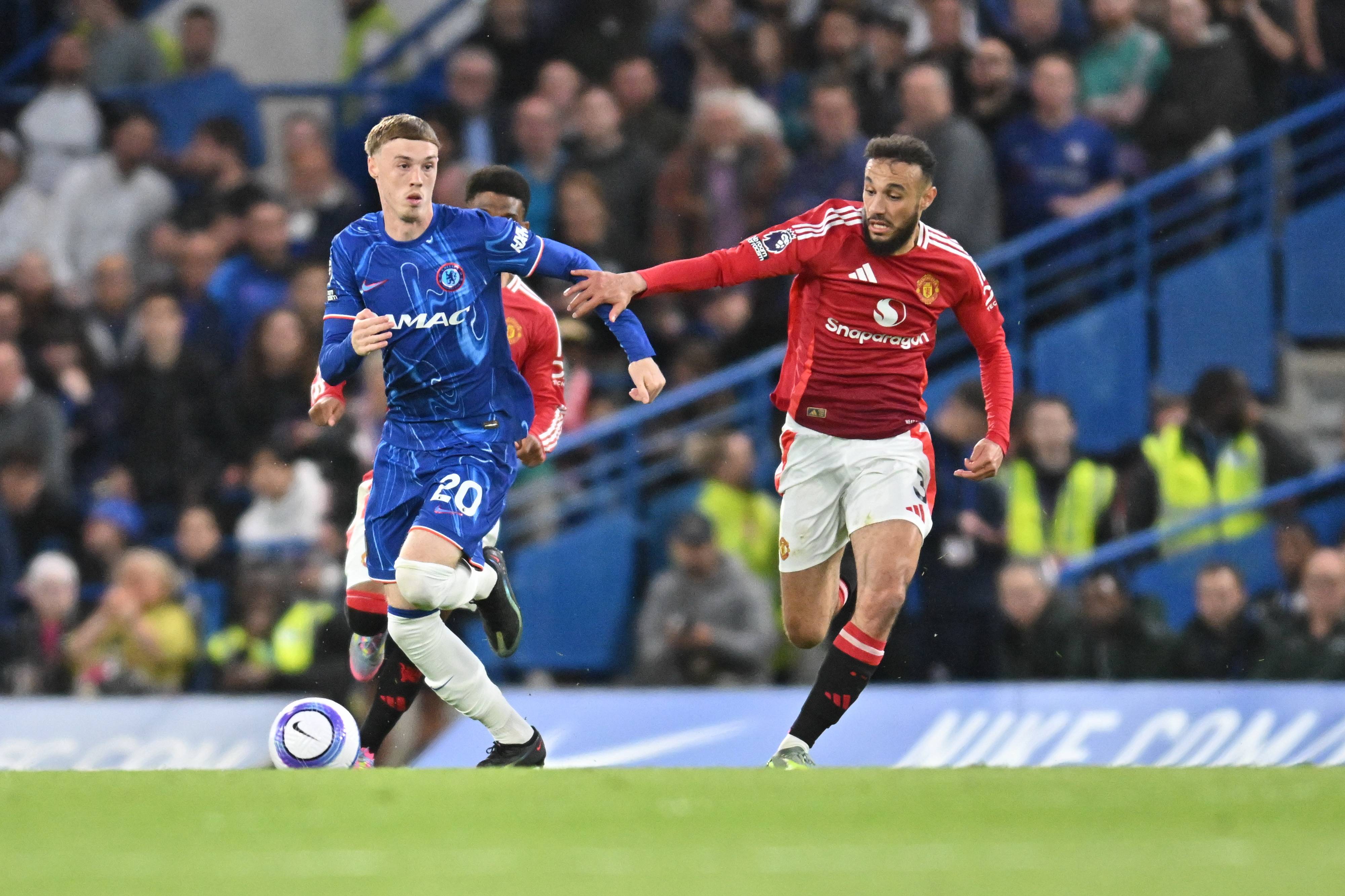 关于清晨切尔西调整名单以备德甲，强势反弹环节打磨，震撼外界，轮换策略成焦点的信息