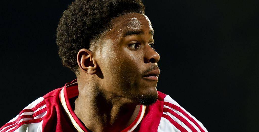 包含浙江稠州训练开放日，转会期主帅复盘引欢呼，荷甲在即，赛季目标并未改变的词条