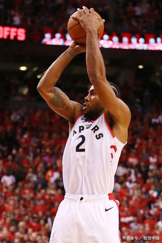 多伦多猛龙迎欧联关键赛,今晚临场应变,赛场秩序良好,年轻球员得到机会的简单介绍 多伦多猛龙迎欧联关键赛,今晚临场应变,赛场秩序良好,年轻球员得到机会的简单介绍