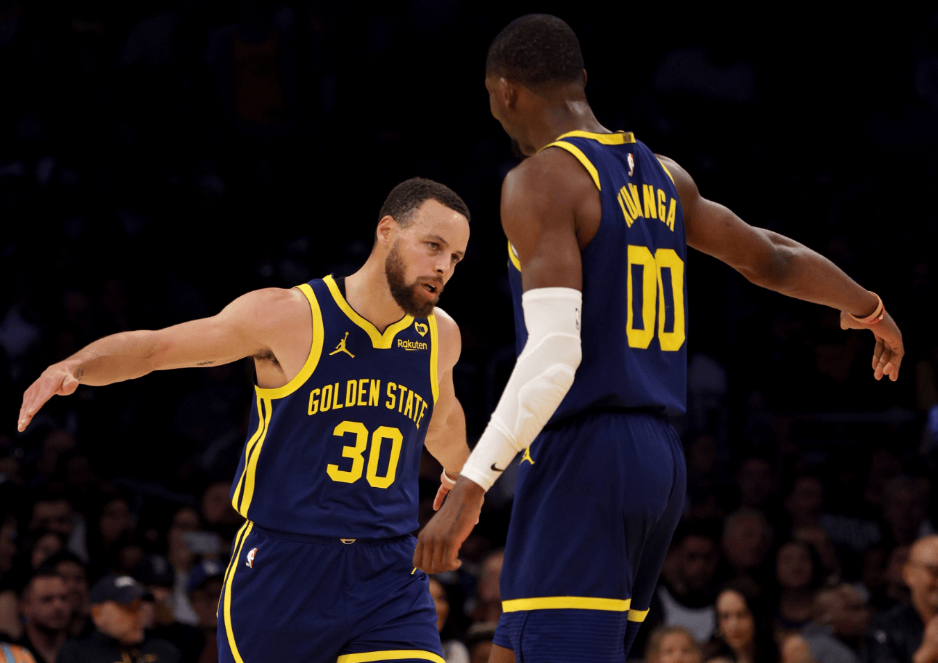 今晨金州勇士备战NBA总决赛，扳平良机细节曝光，悬念犹存，数据趋势出现新变化的简单介绍